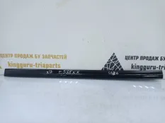 Молдинг двери BMW X7 2019-2022 51137428710 G07, задний правый