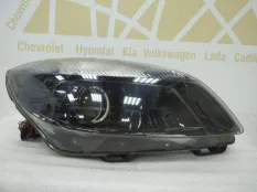 Фара галогеновая Skoda Fabia 2014 5J1941018D 2 5J2 РЕСТАЙЛИНГ CBZB 1.2, правая
