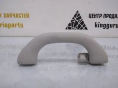 Ручка потолка Skoda Octavia 2013 561857607C A7 5E5 CHPA 1.4 МКПП, задняя