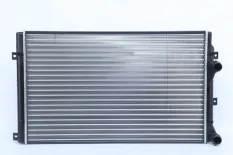 Радиатор охлаждения двигателя Skoda Octavia 2008-2013 AT1K0121253AA A5 РЕСТАЙЛИНГ
