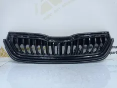 Решетка радиатора Skoda Rapid 2020-2022 60U853668 2 NK6