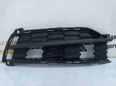 Решетка бампера Skoda Karoq 2017-2021 57A807368 1 NU7 ДО РЕСТАЙЛИНГ, передняя правая