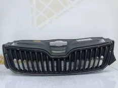 Решетка радиатора Skoda Rapid 2012-2017 5JA853668 1 NH3 ДО РЕСТАЙЛИНГ