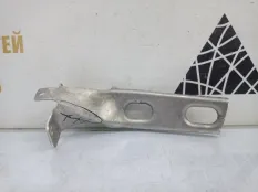 Крепление бачка стеклоомывателя BMW X1 2015-2019 51647318491 F48