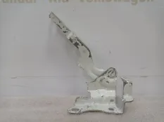 Петля капота Hyundai Elantra 2006-2011 791102H000 4 HD, левая