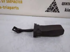 Ограничитель двери Skoda Octavia 2013 5E0839267A A7 5E5 CHPA 1.4 МКПП, задний левый