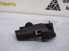 Кожух замка двери Skoda Octavia 2013 5K0837349B A7 5E5 CHPA 1.4 МКПП, задний левый