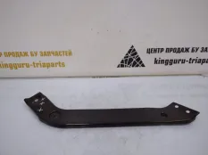 Кронштейн фары Volkswagen Tiguan 2016-2020 5NA805932 2 AD1 ДО РЕСТАЙЛИНГ, правый