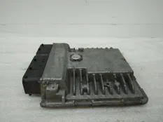 Блок управления двигателем Skoda Fabia 2014 03F906070 2 5J2 РЕСТАЙЛИНГ CBZB 1.2