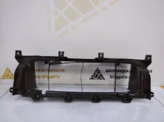 Дефлектор радиатора Genesis G90 2019-2022 29135D2500 1 HI РЕСТАЙЛИНГ