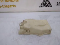 Кожух замка двери Skoda Octavia 2013 5E0837349A A7 5E5 CHPA 1.4 МКПП, передний правый