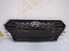 Решетка радиатора Hyundai Solaris 2017-2020 86351H5000 2 HCR ДО РЕСТАЙЛИНГ