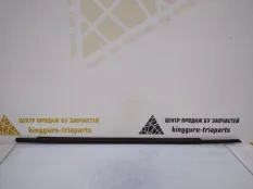 Уплотнитель стекла двери Skoda Fabia 2014 5J0837478 2 5J2 РЕСТАЙЛИНГ CBZB 1.2, передний правый