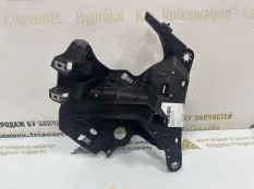 Кронштейн крыла BMW X5 2013-2018 51647294543 F15, передний левый