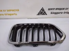 Решетка радиатора BMW X2 2018-2021 7424777 F39, левая