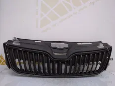 Решетка радиатора Skoda Rapid 2012-2017 5JA853668 1 NH3 ДО РЕСТАЙЛИНГ