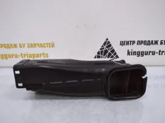 Патрубок воздушного фильтра BMW 5 2017-2019 13717643299 G30 ДО РЕСТАЙЛИНГ