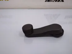 Ручка стеклоподъемника Skoda Fabia 2014 1H0837581D 2 5J2 РЕСТАЙЛИНГ CBZB 1.2, задняя левая