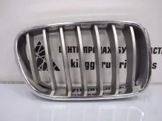 Решетка радиатора BMW X3 2010-2014 51117210726 F25, правая