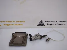 Блок управления Двс с ключом Skoda RAPID 2013 03F906070HA 1 NH3 ДО РЕСТАЙЛИНГ 1.2 CBZD