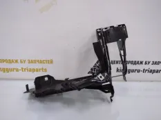 Кронштейн фары BMW 5 2009-2013 51647200794 F10 M-PACK ДО РЕСТАЙЛИНГ, правый