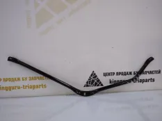 Растяжка передней панели BMW 1 2019-2022 51647488284 F40