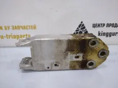 Кронштейн усилителя бампера BMW 5 2009-2013 51117266196 F10 ДО РЕСТАЙЛИНГ, передний правый