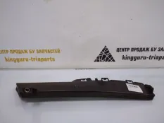 Дефлектор радиатора BMW X5 2013-2018 51648055208 F15, левый