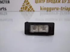 Подсветка номера Skoda Fabia 2014 810943021 2 5J2 РЕСТАЙЛИНГ CBZB 1.2