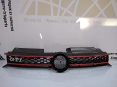 Решетка радиатора Volkswagen Golf 2008-2012 9518051 6 5K1