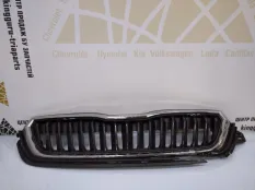 Решетка радиатора Skoda Rapid 2020-2022 60U853668 2 NK6