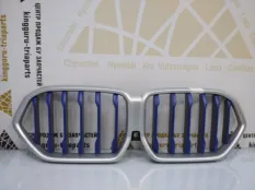 Решетка радиатора BMW X6 2019-2022 51137481386 G06