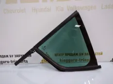 Форточка двери Skoda Octavia 2013-2017 5E5845213 A7 5E3 ДО РЕСТАЙЛИНГ, задняя левая