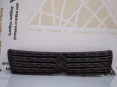 Решетка радиатора Suzuki Vitara 2014-2019 7211154P0 2 LY ДО РЕСТАЙЛИНГ