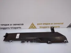 Дефлектор радиатора BMW X5 2013-2018 51747343798 F15, левый