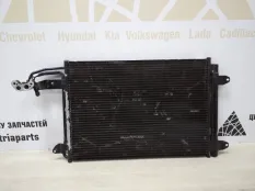 Радиатор кондиционера Skoda Octavia 2008-2013 1K0820411Q A5 РЕСТАЙЛИНГ