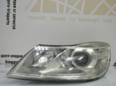 Фара галогеновая Skoda Octavia 2008-2013 1Z1941015F A5, левая