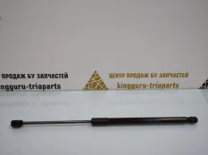 Амортизатор крышки багажника Suzuki Vitara 2014-2019 8186054P02 2 LY ДО РЕСТАЙЛИНГ