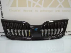 Решетка радиатора Skoda Octavia 2017-2020 5E0853653C A7 5E3 РЕСТАЙЛИНГ