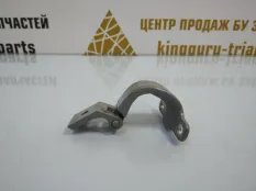 Петля крышки багажника Skoda Octavia 2013-2017 5E0827301A A7 5E3 ДО РЕСТАЙЛИНГ, левая