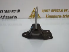 Крюк замка капота BMW X1 2015-2019 7435104 F48