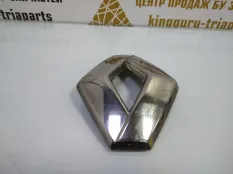 Эмблема Renault Kaptur 2016-2020 628909470R 1 H5_ ДО РЕСТАЙЛИНГ, передняя