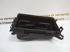 Корпус воздушного фильтра нижняя часть Hyundai Solaris 2017-2020 28112H8100 2 HCR ДО РЕСТАЙЛИНГ