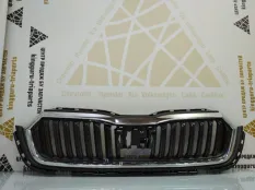 Решетка радиатора Skoda Octavia 2019-2022 5E3853653 A8 NN3