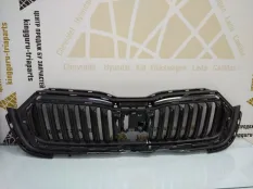 Решетка радиатора Skoda Octavia 2019-2022 5E3853653 A8 NN3