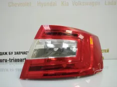 Фонарь внешний Skoda Octavia 2017-2020 5E5945096B A7 5E3 РЕСТАЙЛИНГ, правый