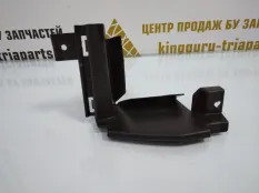 Дефлектор радиатора Renault Logan 2018-2022 601983145R 2 L8 РЕСТАЙЛИНГ, правый