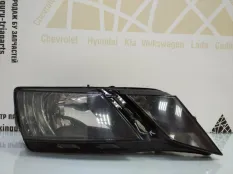 Фара галогеновая Skoda Octavia 2017-2020 5E1941016C A7 5E3 РЕСТАЙЛИНГ, правая