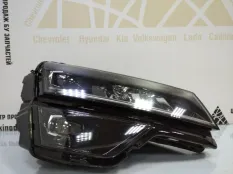 Фара ЛЭД LED светодиодная Skoda Karoq 2017-2021 57B941016D 1 NU7 ДО РЕСТАЙЛИНГ, правая