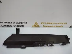 Дефлектор радиатора BMW X5 2013-2018 51747343798 F15, правый